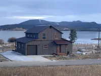 Lake House at Georgetown - just steps from the marina & easy winter access