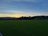 Sunny 1920s Gem – Free Parking, No Chores!