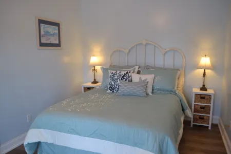Saufley House - Intracoastal Beach Cottage, Perdido Key, Florida