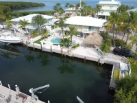 Open Water views, 100' dock Private Pool Ice machine DIRECT ACCESS  open water