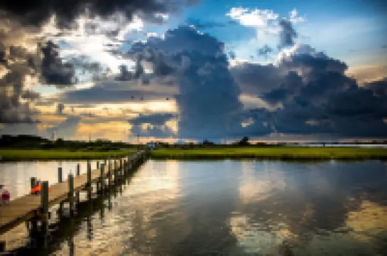 Waterfront Cabin with Amazing Private Fishing Pier and 6 Acres on the bay