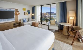 Hilton Hawaiian Village Waikiki Beach Resort