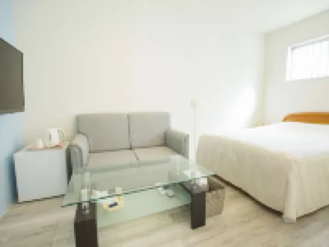 ホテルパームツリーヒル 沖縄県総合運動公園周辺のホテル