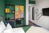 The Social Hub Berlin Alexanderplatz - Kitchenette
