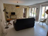 La Forge, house for 6 in the heart of Barfleur, with private parking lot Các khách sạn ở Barfleur