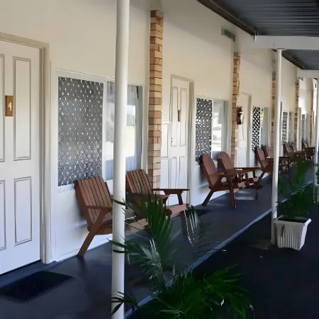 Chinchilla Motel