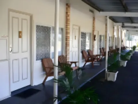 龍貓汽車旅館 欽奇利亞酒店