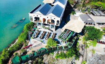 Le Pont Bungalow Cat Ba