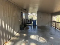 Charming 2-bedroom house in Bella Vista with private access to Tunnel Vision.