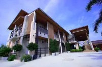 Nava Resort Hotel a Wang Krachom