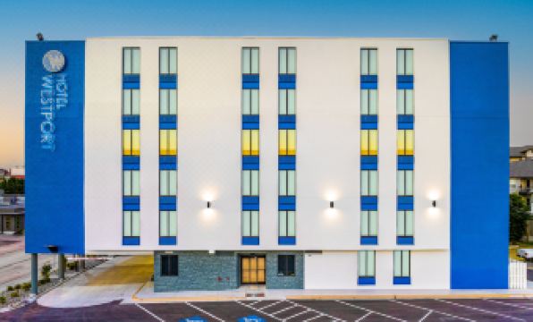 Hotel Westport Kansas City, Tapestry Collection by Hilton