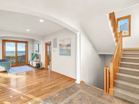 Oceanfront, Game Room, Decks, Heated Pool, Hot Tub, Ocean Views, Fully Loaded Hotels in Corolla
