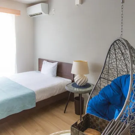 Room Biotop Yomitan