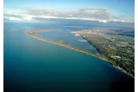 Serenity Lakeside Cottage Hotels in Edinboro