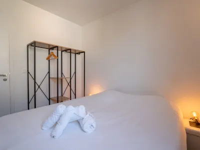 New Dahlia 8 Hotels near Royal Ostend Golf Club