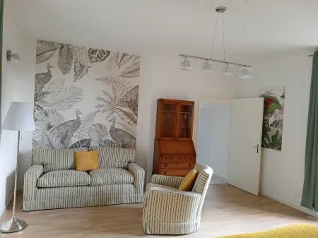 Gîte Privatif, Proche Nature et Plan D'eau Отели в г. Крёз