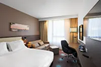 Hampton by Hilton Toulouse Airport Hotel dekat Musée Aéroscopia