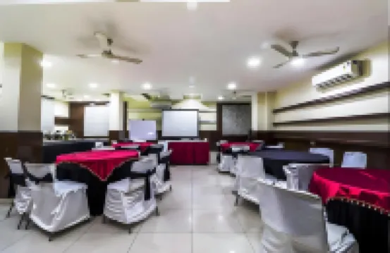 Hotel Mandakini Plaza , Kanpur