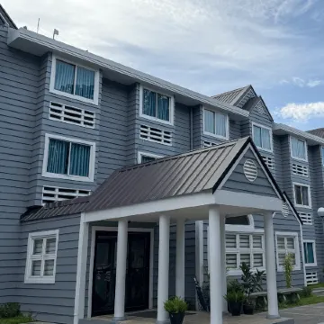 Microtel by Wyndham Eagle Ridge