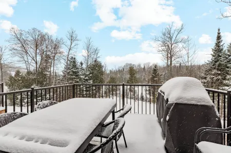 Village Mont-Blanc 24 by RVMT