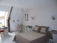 La Peuterne Hotels in Erce-pres-Liffre