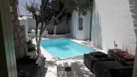 Thalassitra Private Pool Suites & Spa - pet friendly