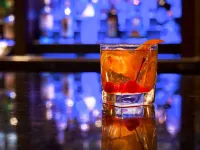 DoubleTree Suites by Hilton Cincinnati - Blue Ash - bar