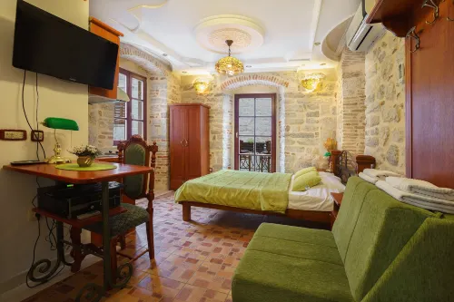 Apartments Wine House Old Town Các khách sạn ở Kotor
