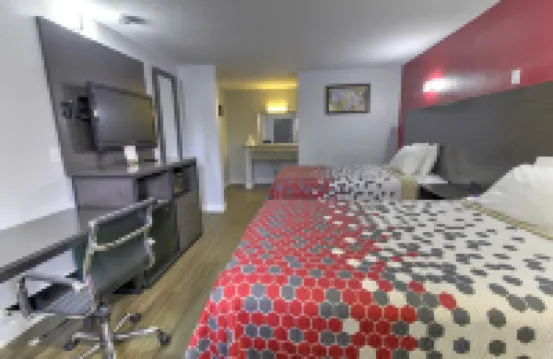 Econo Lodge Airport