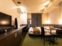 Hotel Double Funabashi Ξενοδοχεία στην πόλη Φουναμπάσι