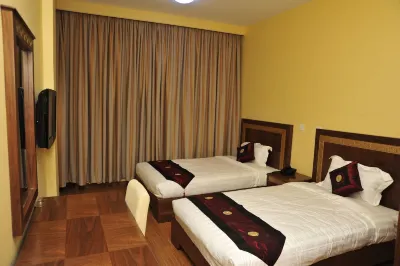 Nomad Paradise Hotel Hotels near Jonsaga Shopping Centre