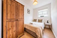 Stansted Airport & Bishops Stortford Town Centre Professional Apartment Hoteles cerca de Bishop's Stortford College