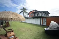 The Good Vibes House - parking
