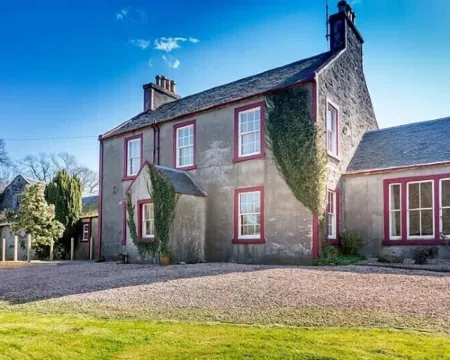 Maxwelston Farmhouse Hotels in Girvan