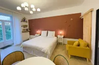 Auberge Casa Sana Hotels in Saint-Romain