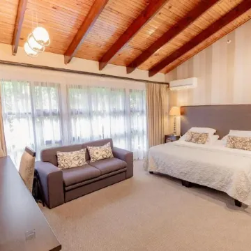 The Kelway Hotel Отели рядом с достопримечательностью «Форт Фредерик»