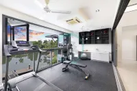Zenlux Waterfront Mansion Infinity Pool Cinema - Gym
