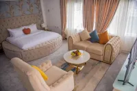 Mondeestars Luxury Home Hoteles cerca de Seed Of Christ Golden Church