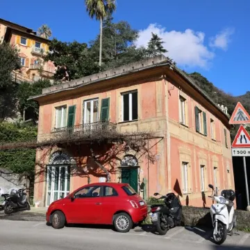 Bosmi Bed&Language Liguria Отели в г. Метропо́льный город Генуя