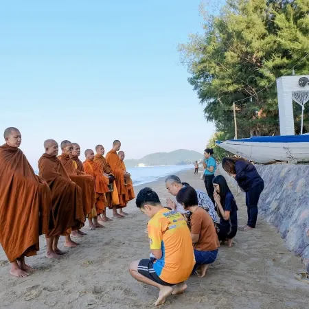 Chaolao Tosang Beach Hotel