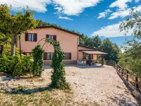 Farmhouse in Apecchio with Pool