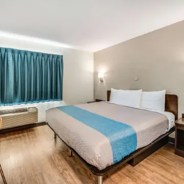 Motel 6 Fort Wayne, IN