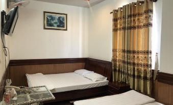 Hong Dao Hotel.