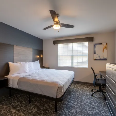 Stayapt Suites Alexandria-Fort Belvoir