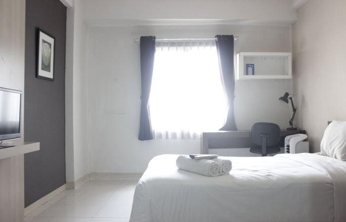 Cozy Studio at Pinewood Apartment Near Unpad Jatinangor