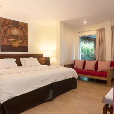 Palita Lodge Koh Phangan Отели рядом с достопримечательностью «Водопад Тарн Садет»