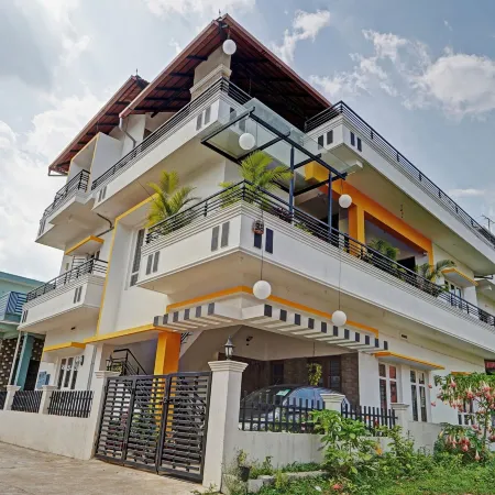 Treebo Alaka Rester Homestay