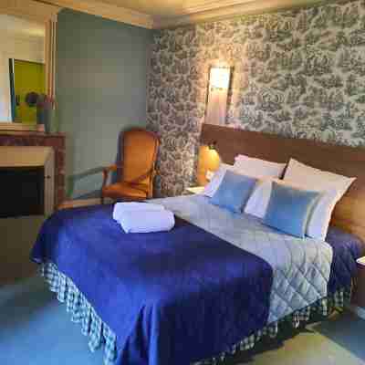 Hôtel De La Barbacane Rooms