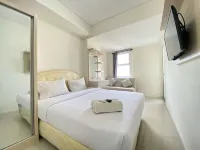 Homey Furnished 2Br Apartment at Parahyangan Residence
