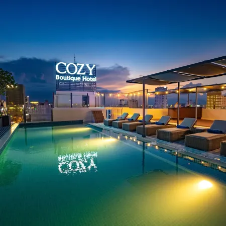 Cozy Danang Boutique Hotel Отели рядом с достопримечательностью «My Khe Pagoda»